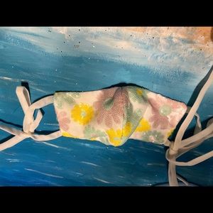 Flower Sequin Face Mask Lirika Matoshi